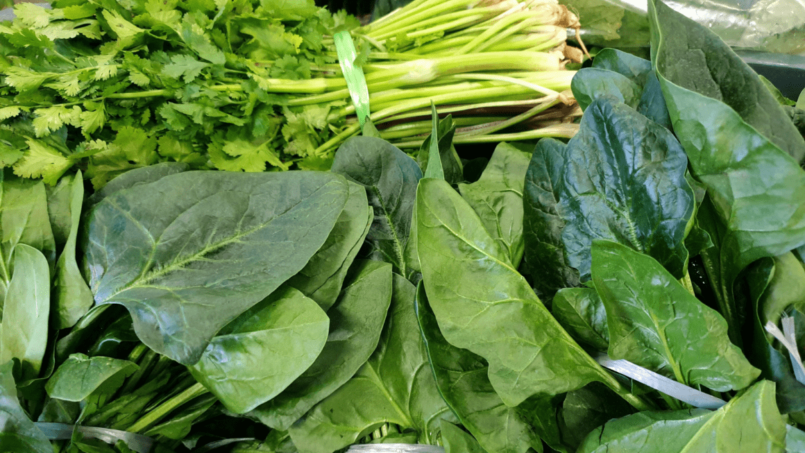 De ce este bine să consumăm verdețuri