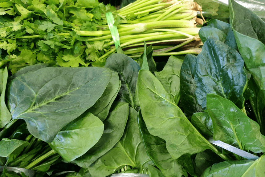 De ce este bine să consumăm verdețuri