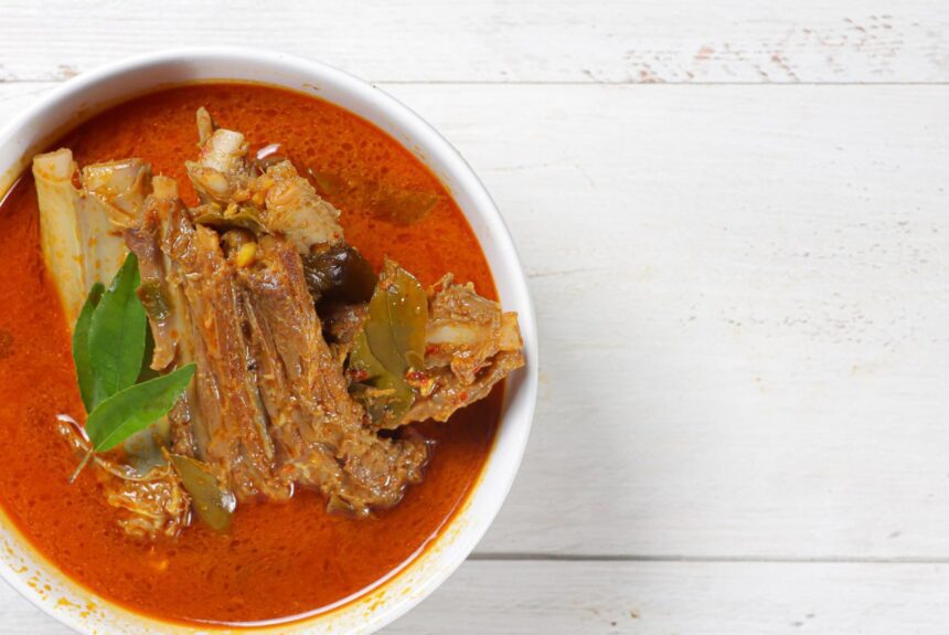 Rețetă. Ciorbă cu coaste de porc afumate